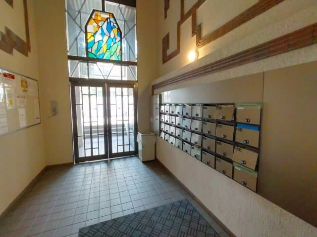 Room image 14