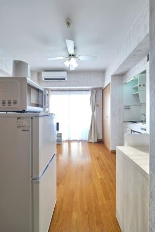 Room image 16
