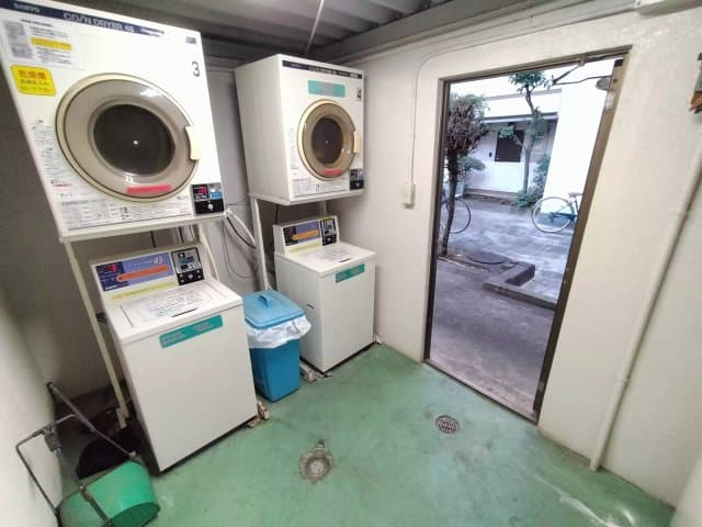 Room image 15