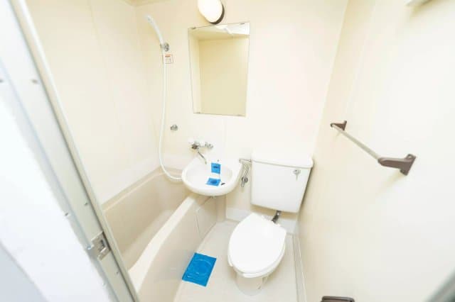 Room image 10