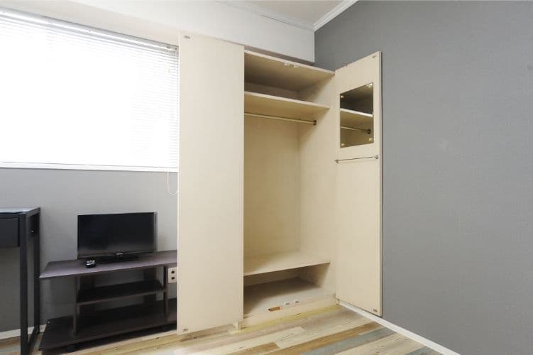 Room image 14