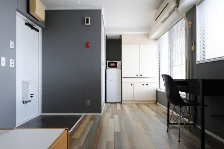 Room image 8