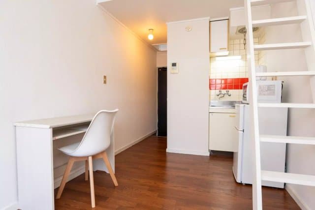 Room image 10
