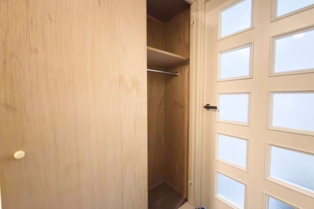 Room image 15