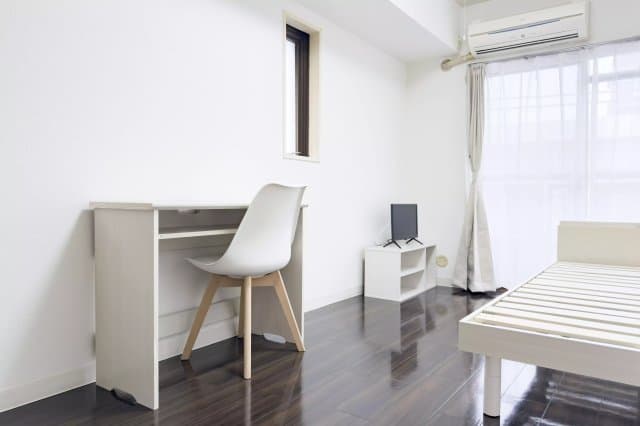 Room image 8
