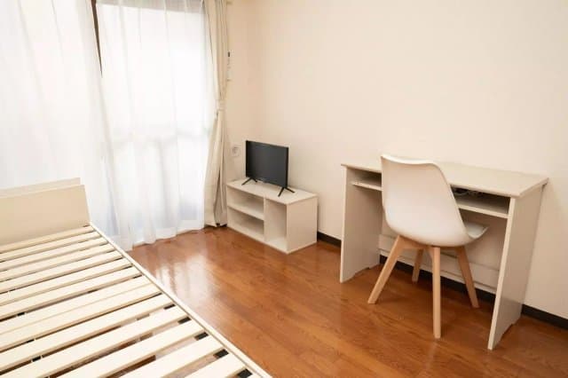 Room image 9