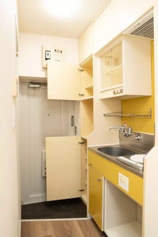 Room image 12