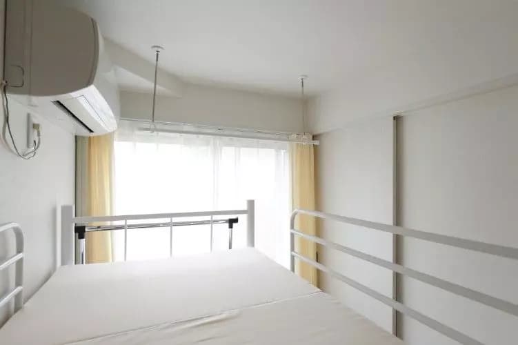 Room image 16