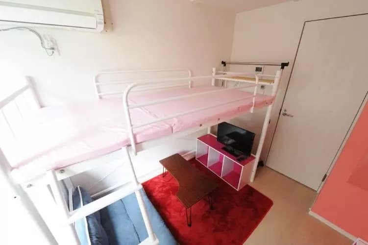 Room image 10