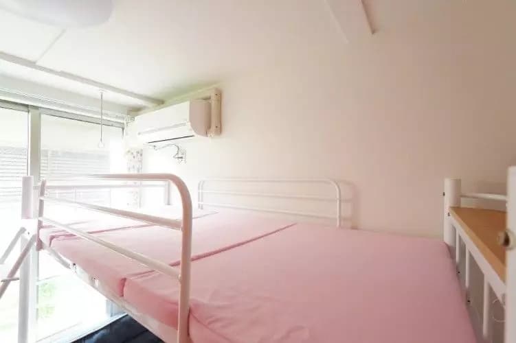Room image 11