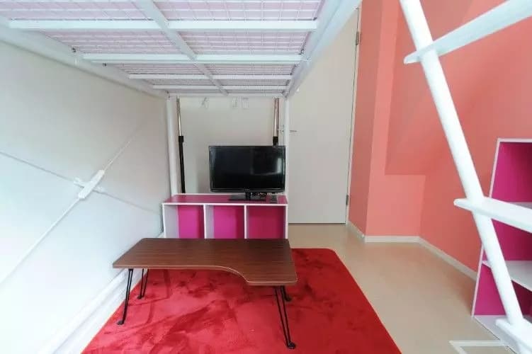 Room image 9