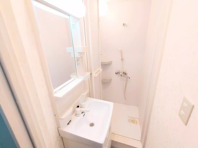 Room image 14