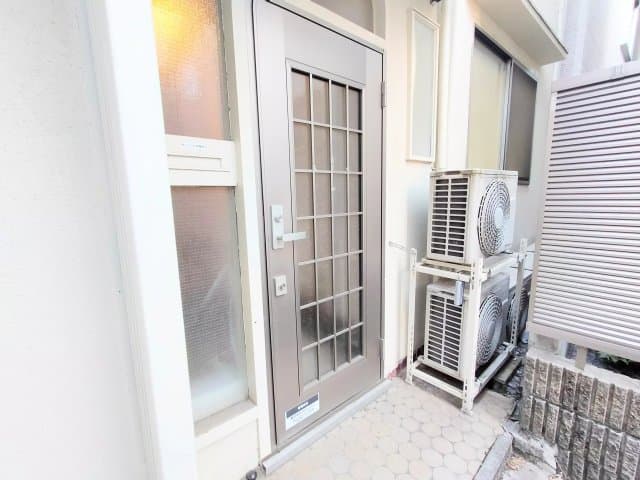 Room image 9