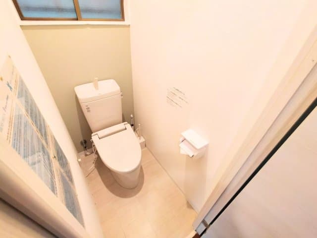Room image 15