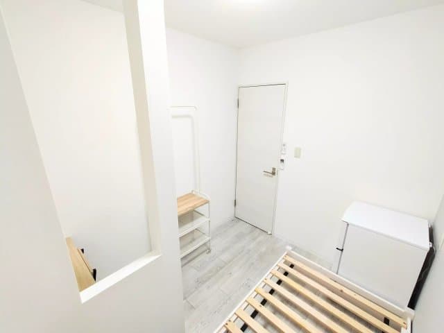Room image 11