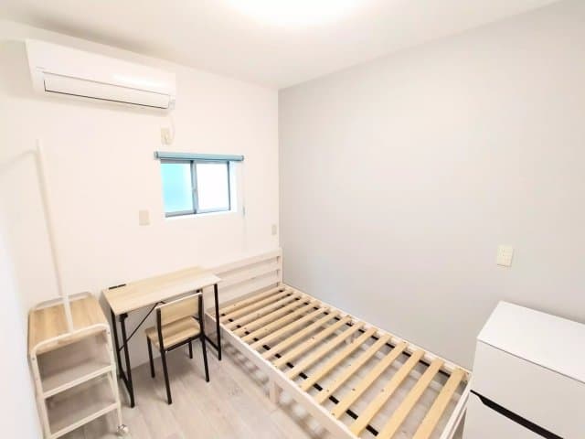 Room image 10