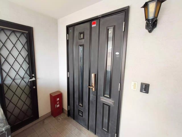 Room image 10