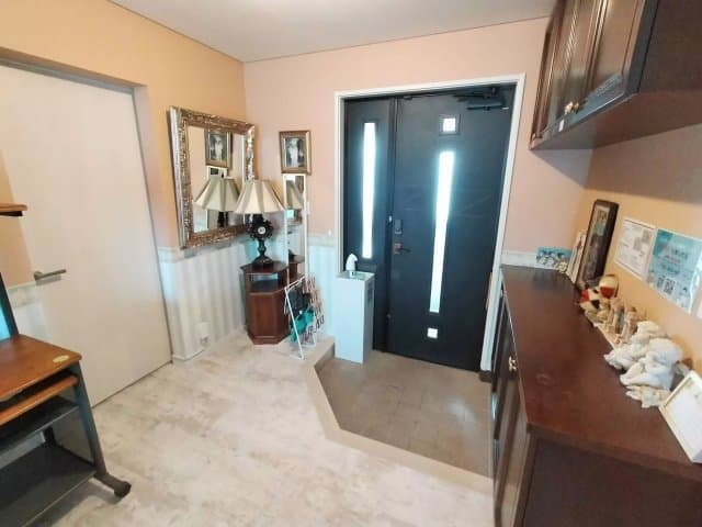 Room image 12