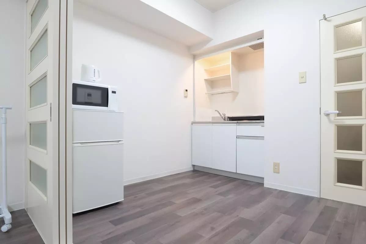 Room image 8