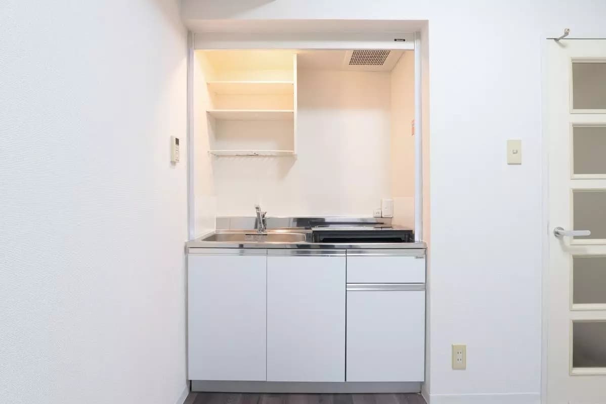 Room image 10