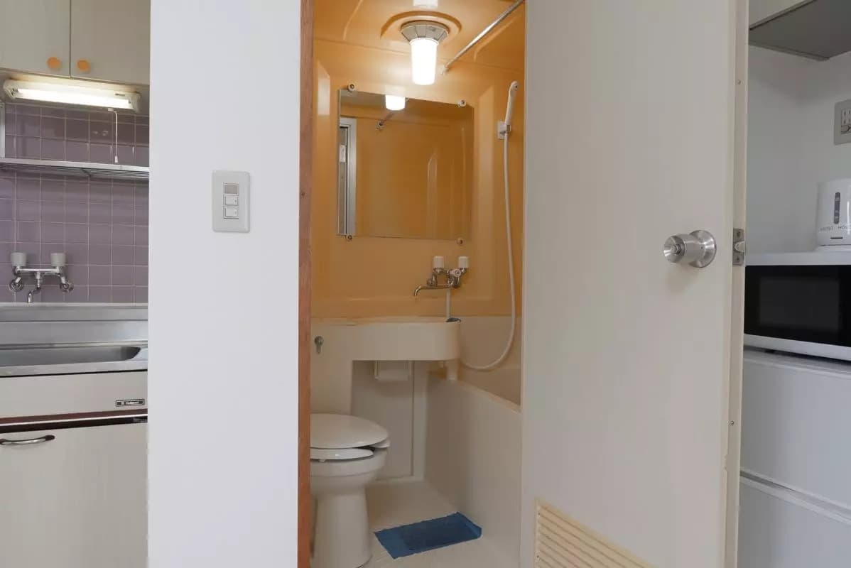 Room image 12