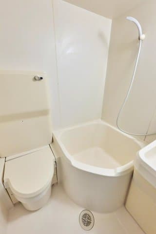 Room image 12