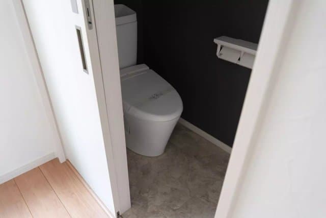 Room image 12