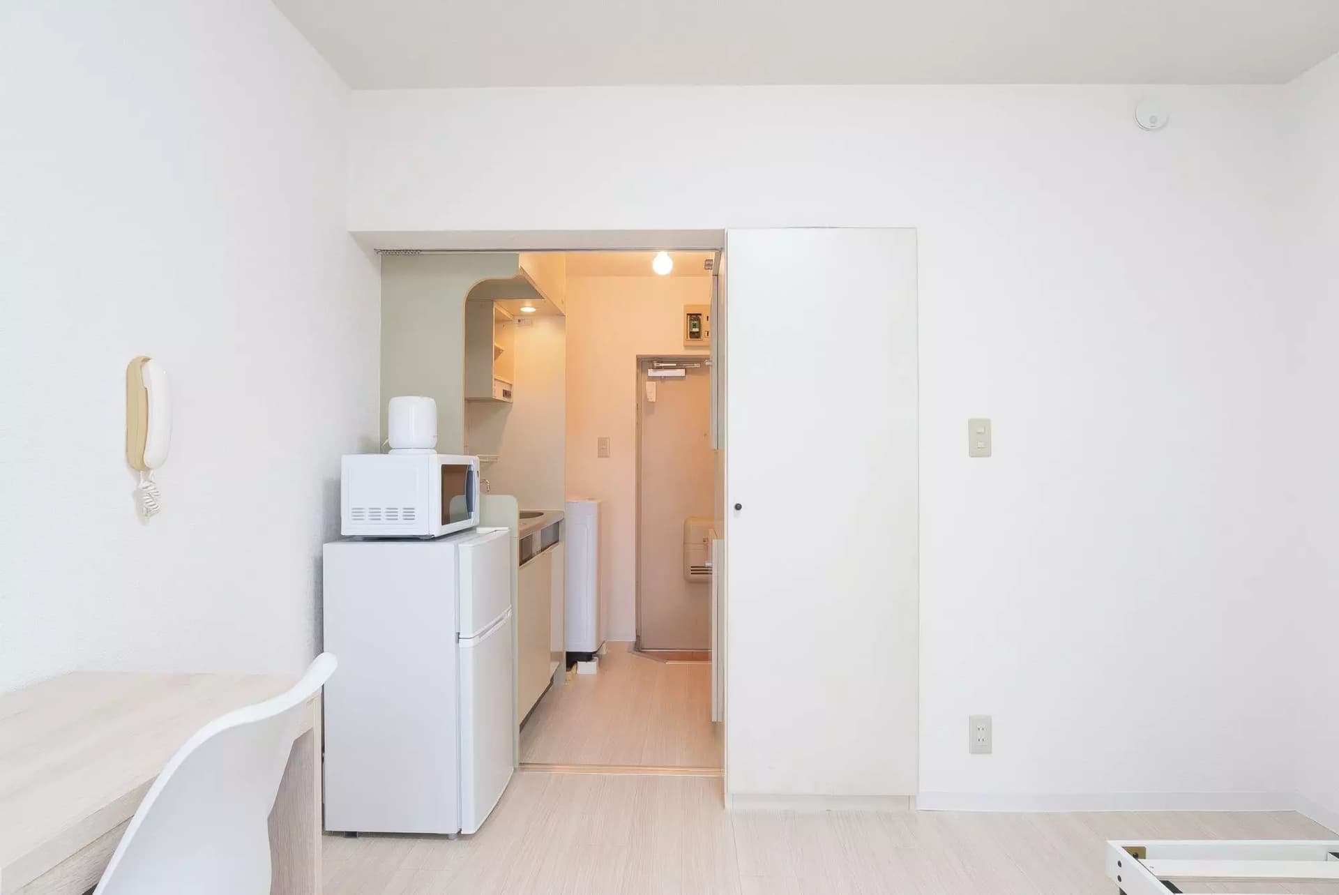 Room image 9