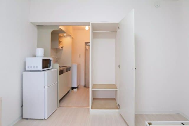 Room image 10