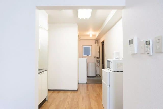 Room image 8