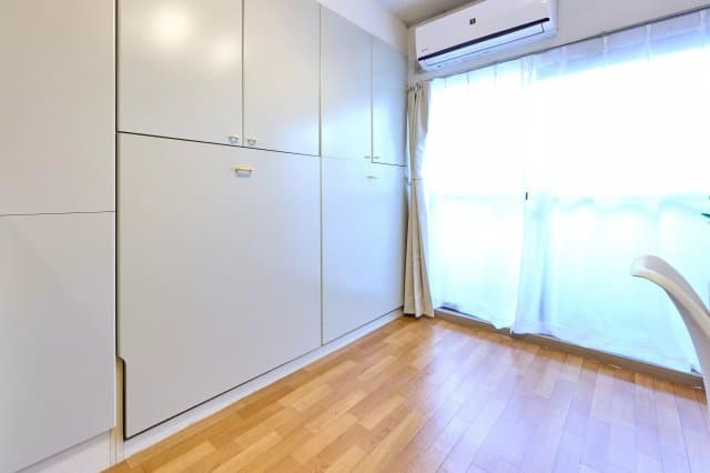 Room image 11