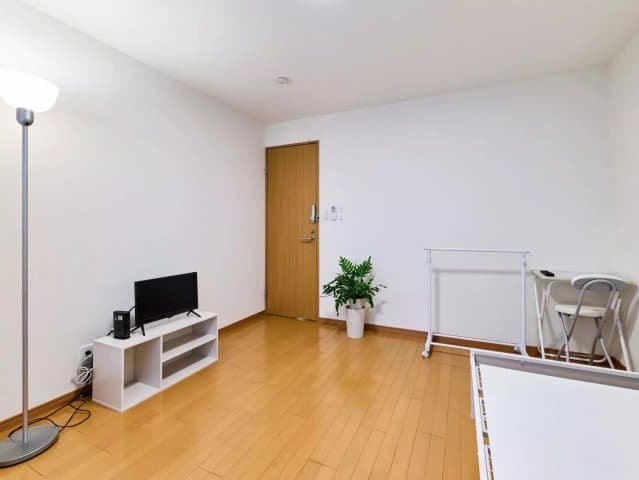 Room image 11
