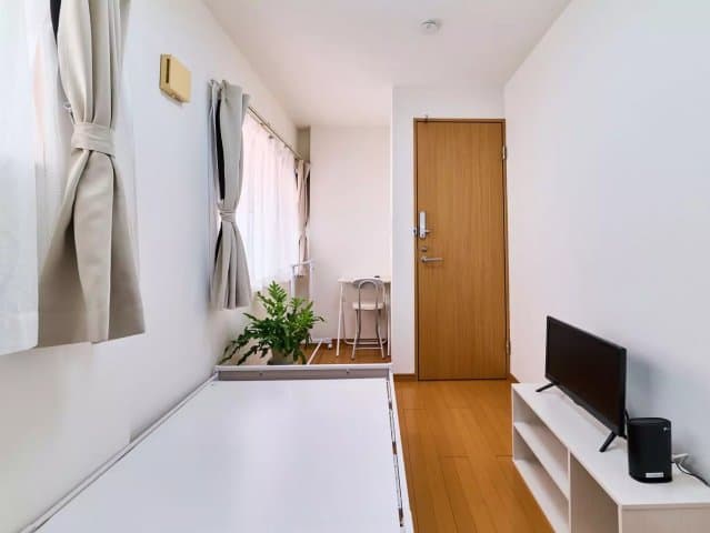 Room image 11