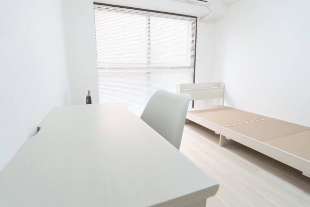 Room image 8