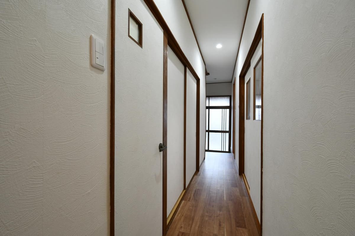 Room image 13