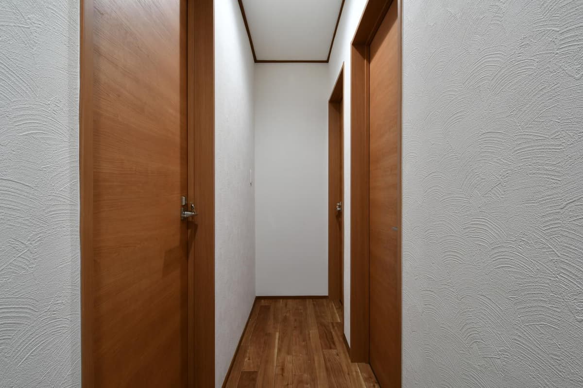 Room image 15