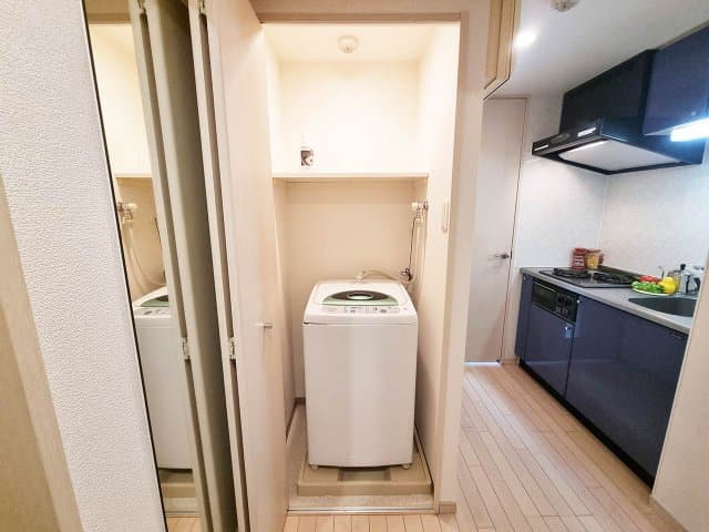 Room image 15