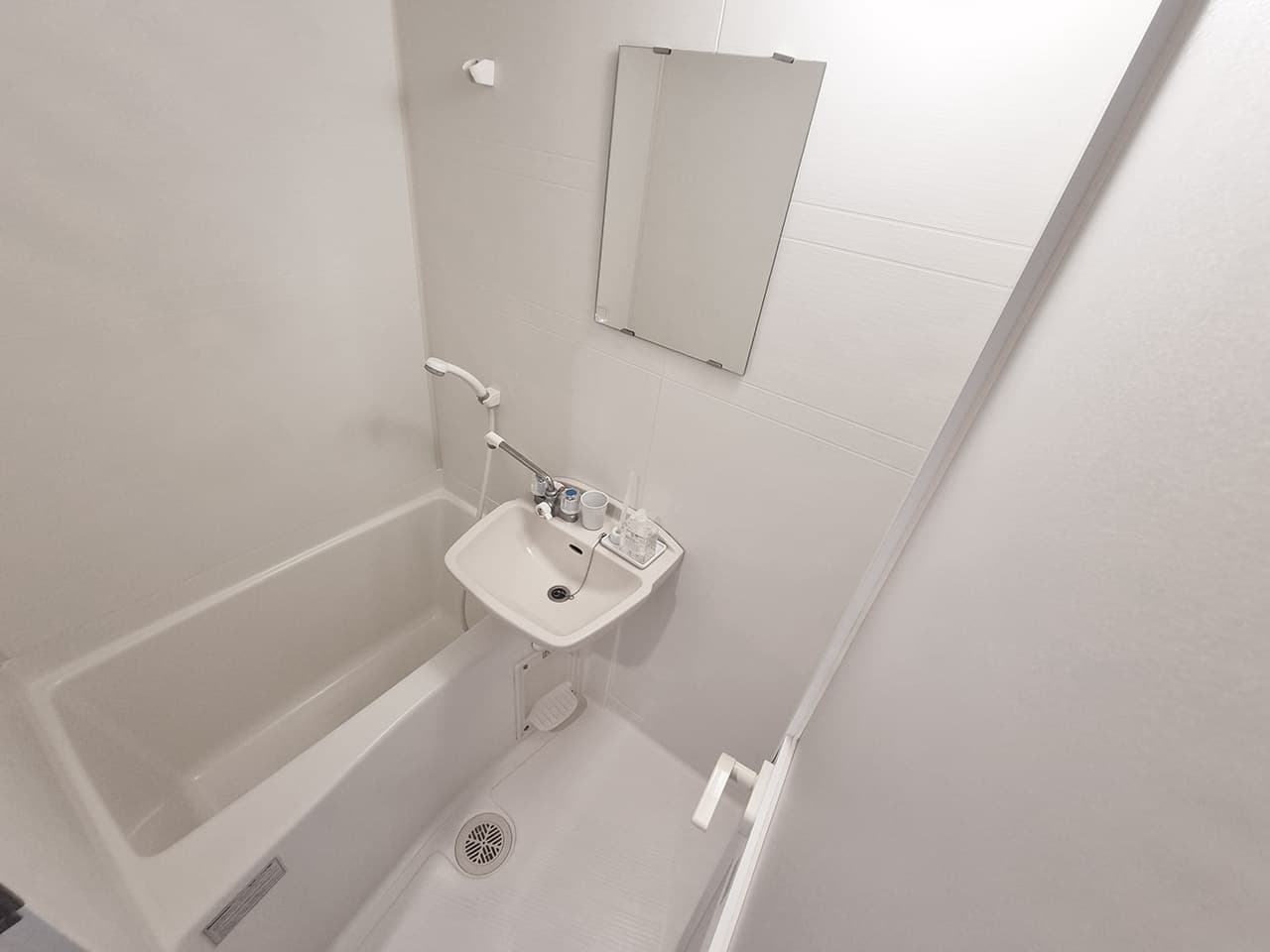 Room image 15