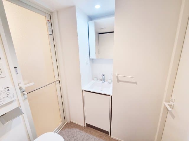 Room image 14