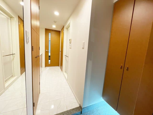 Room image 13