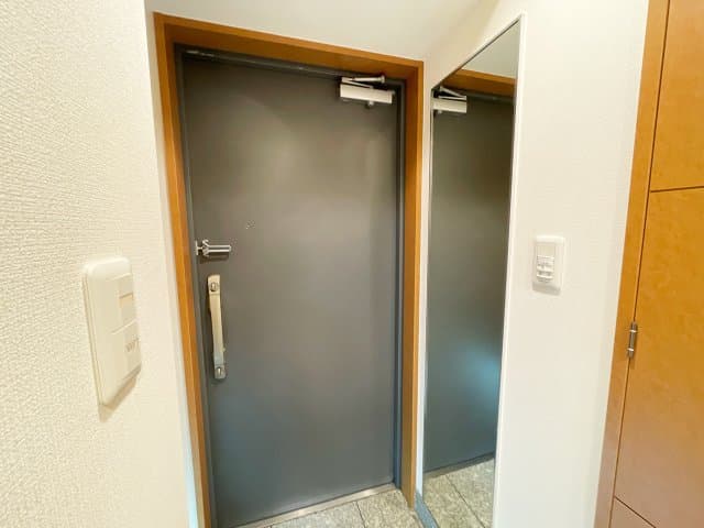 Room image 14