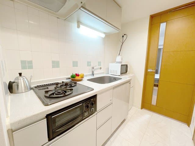 Room image 9