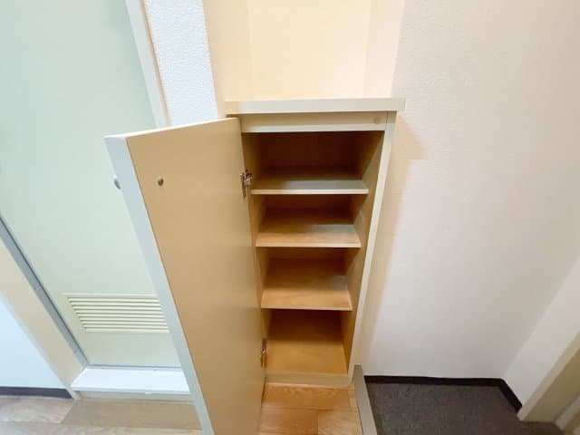 Room image 15