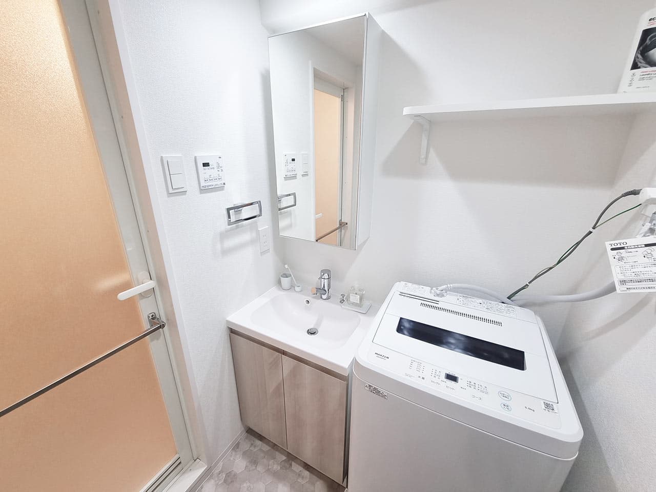 Room image 14