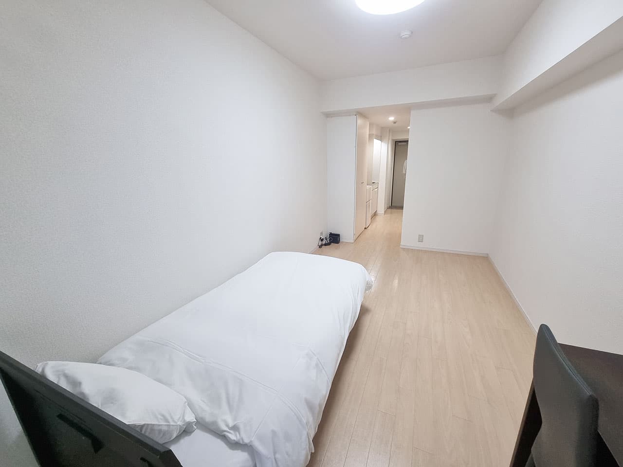 Room image 8