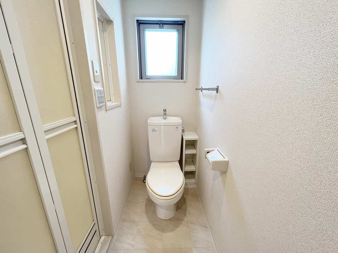 Room image 16