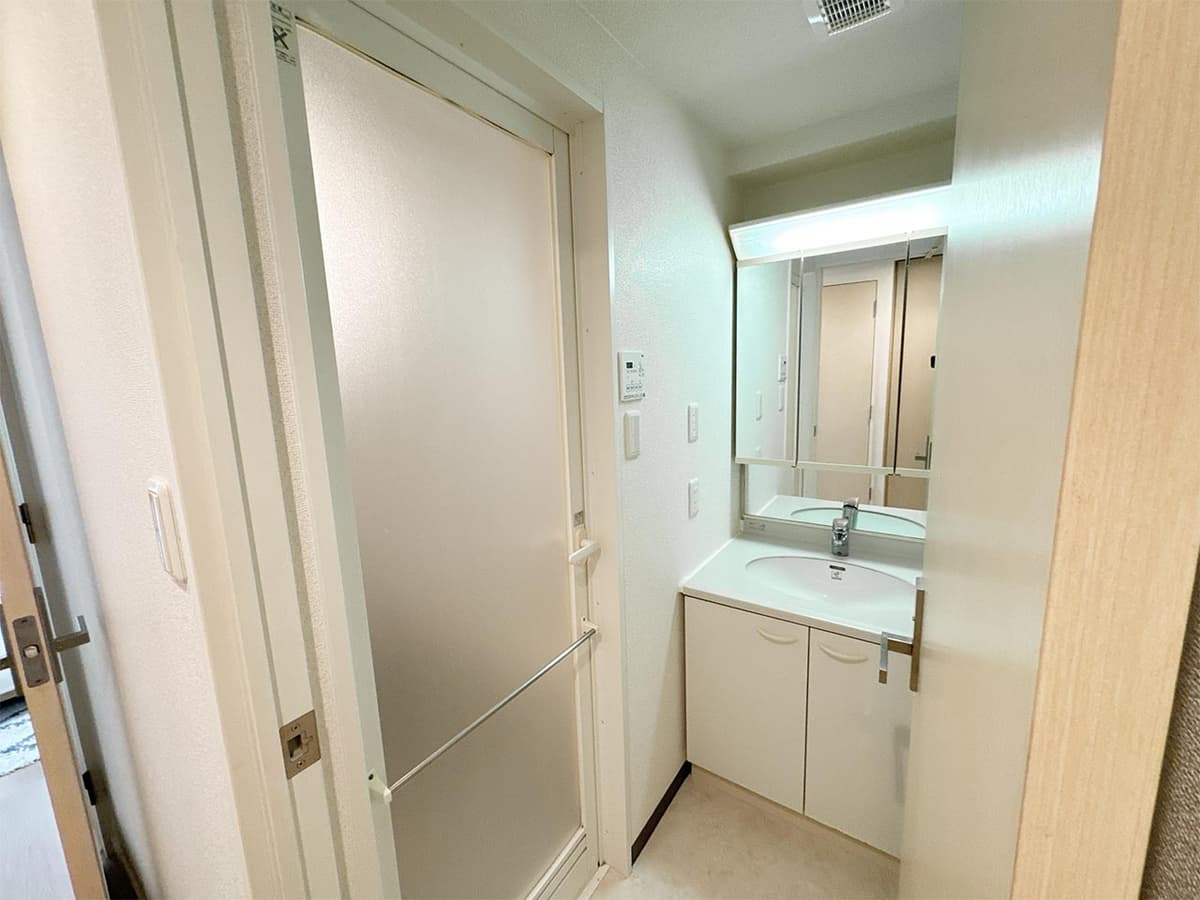 Room image 14