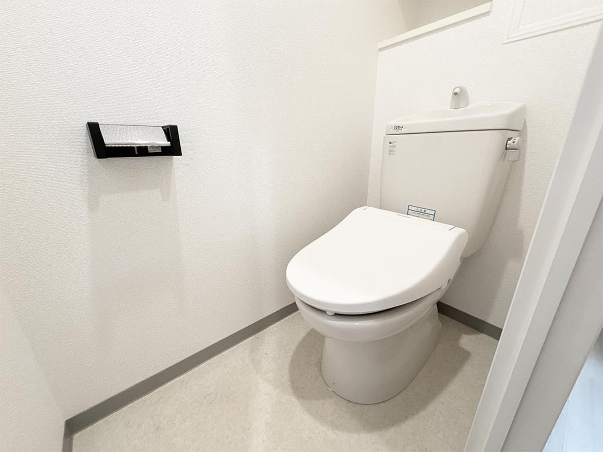 Room image 16