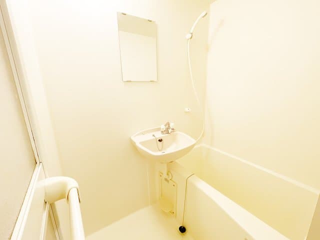 Room image 12