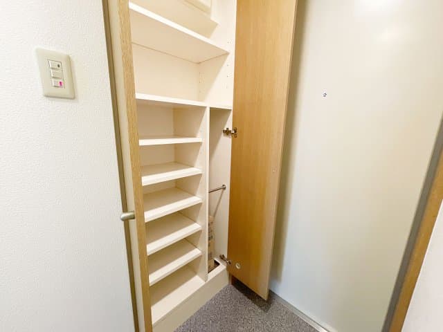 Room image 15